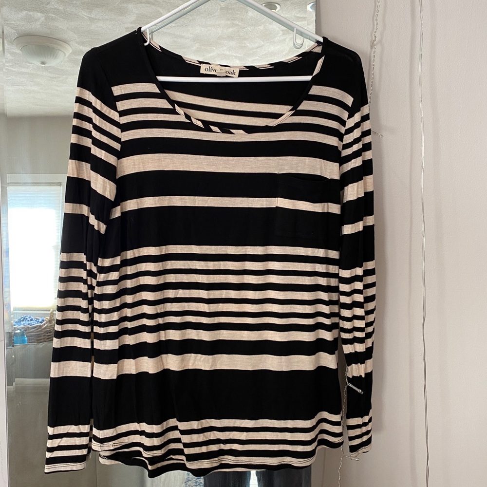 Long sleeve striped shirt